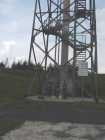 df1pb_mit_logper_vor_dem_turm_bild4.jpg